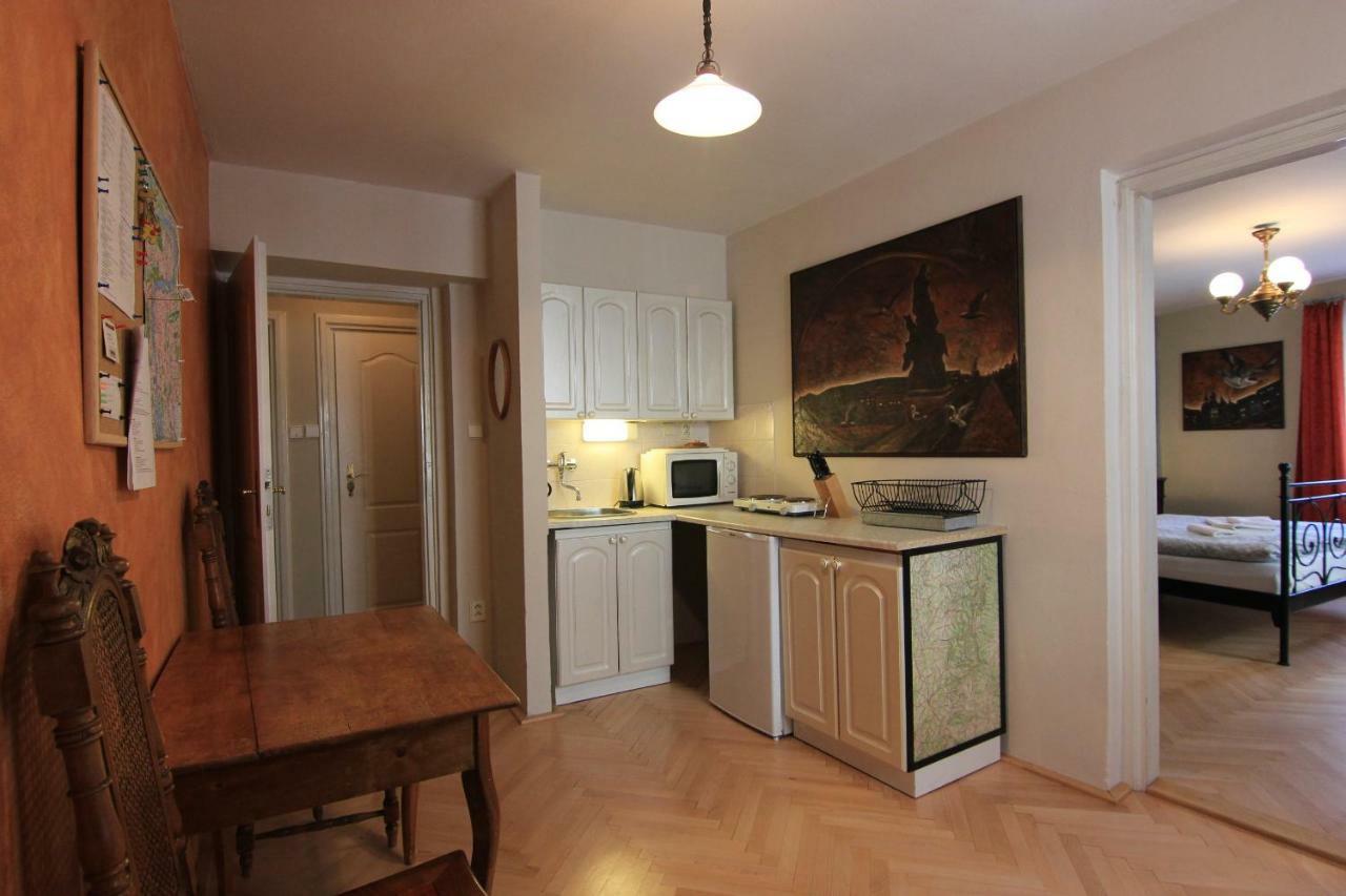 Mala Strana apartment 1 Praha Bagian luar foto