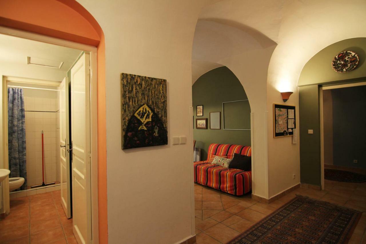 Mala Strana apartment 1 Praha Bagian luar foto