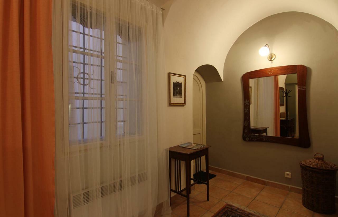 Mala Strana apartment 1 Praha Bagian luar foto